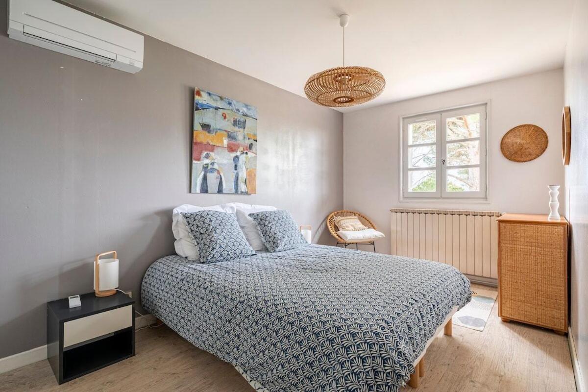 La Villa Moursoise 4 Etoiles Екстериор снимка